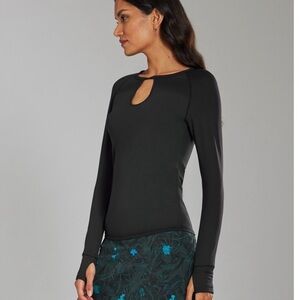 Greyson tulia top in dark green size medium embroidered with st.ives on sleeve